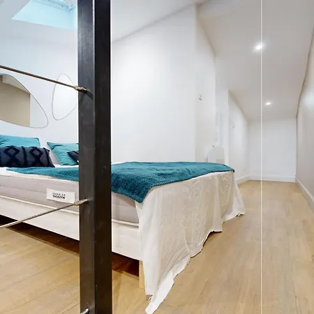Chal5 Duplex 25m2 A 200m Du Capitole Appartamento *